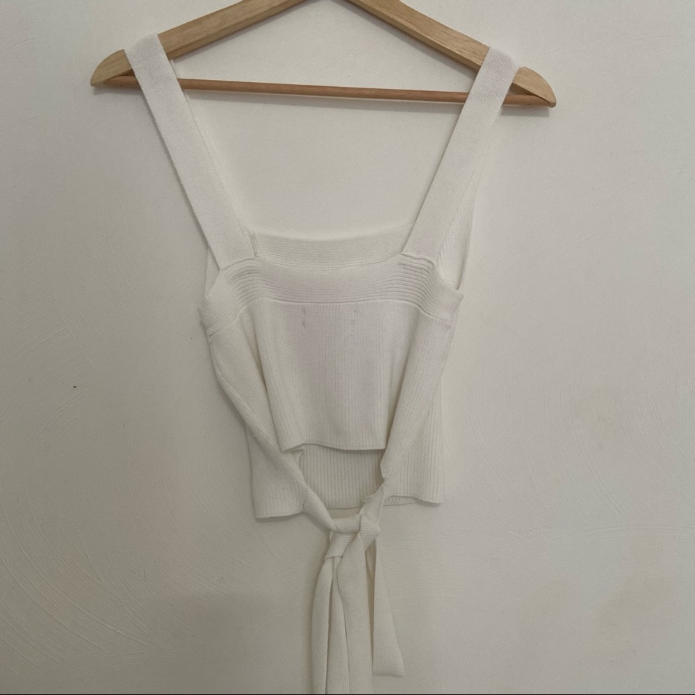 Urban Outfitters White Crop Wrap Tank Top Size M - Picture 2 of 4